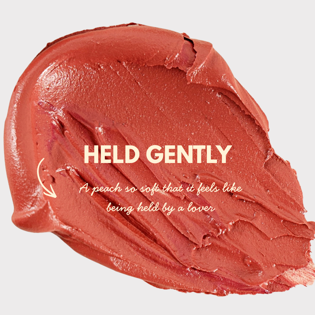 Cushion Lip Crème - Held Gently
